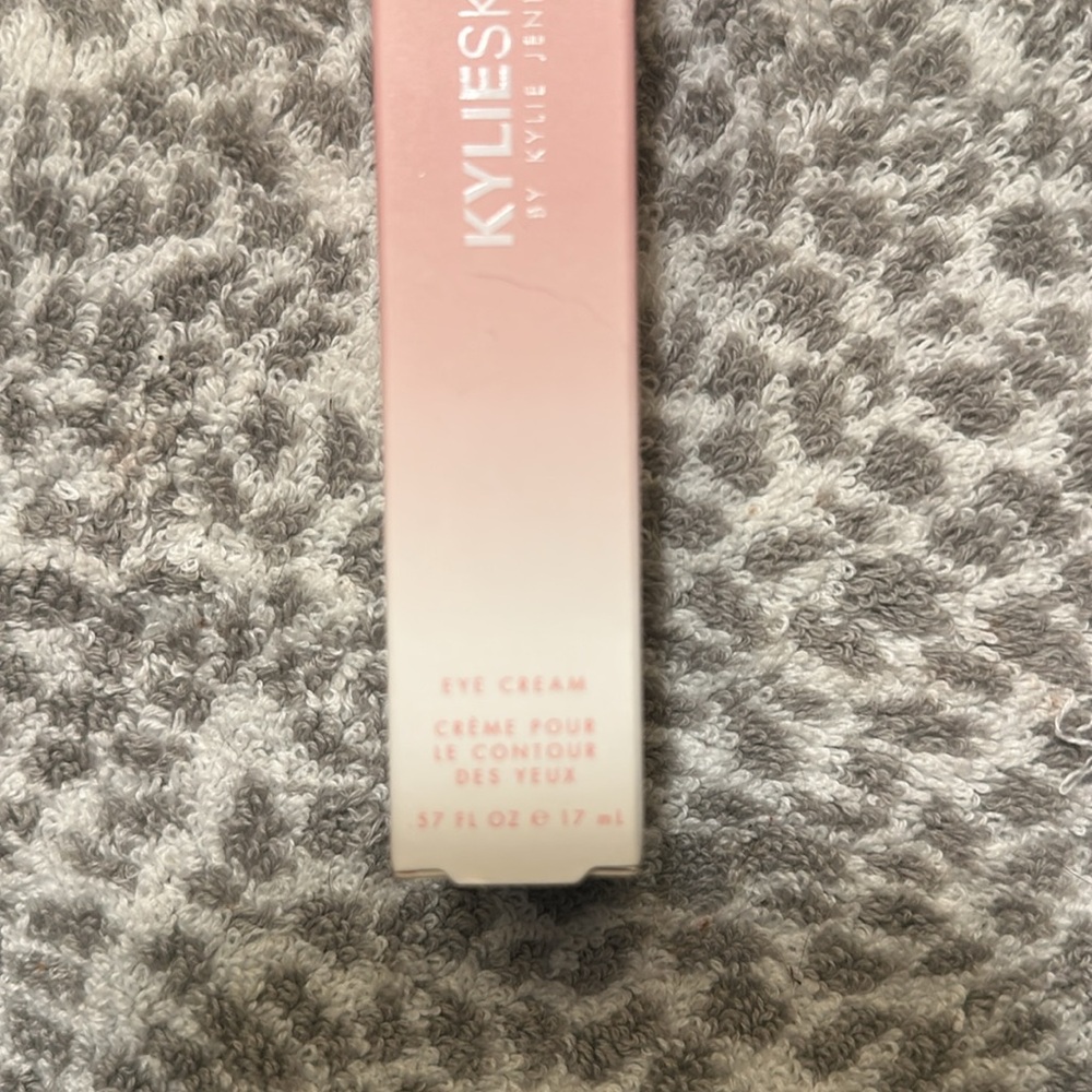 Kylie Skin Eye Cream NEW - Picture 2 of 2